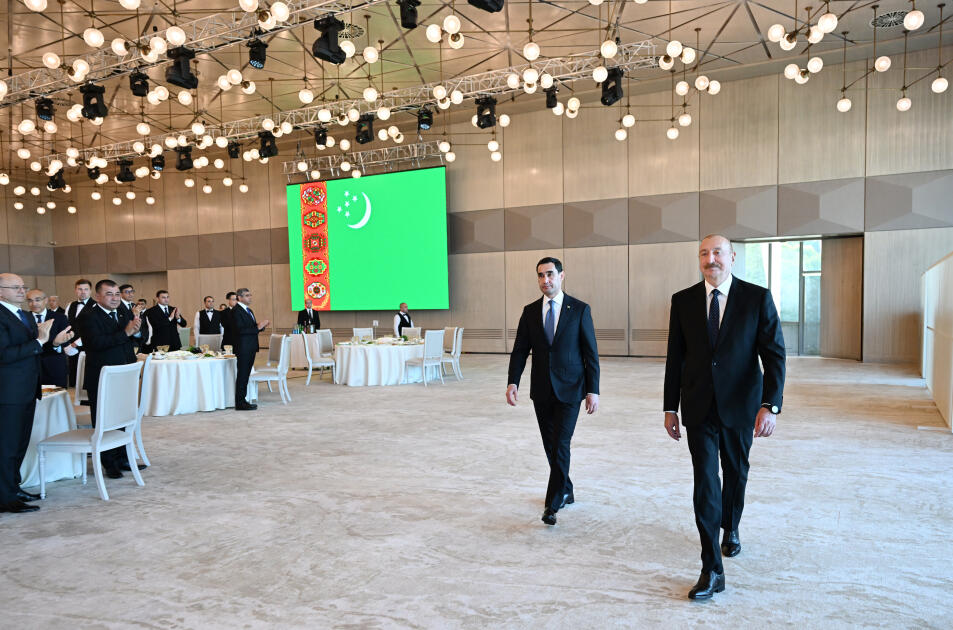 Prezident İlham Əliyevin adından Türkmənistan Prezidentinin şərəfinə dövlət ziyafəti verilib