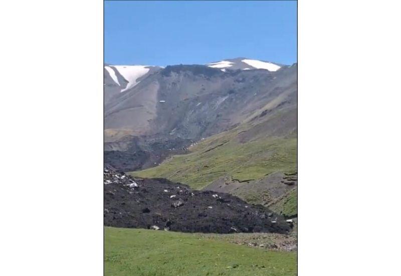 В Азербайджане произошел оползень