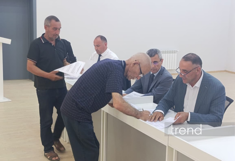 Şükürbəyli kəndində daha 20 ailəyə evlərinin açarları təqdim olunub