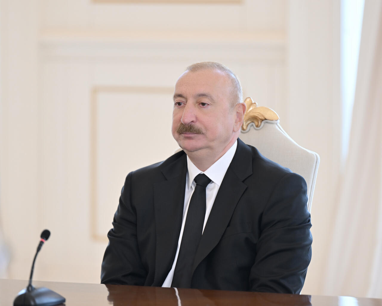 Состоялась встреча Президента Ильхама Алиева с Президентом Сердаром Бердымухамедовым в расширенном состав