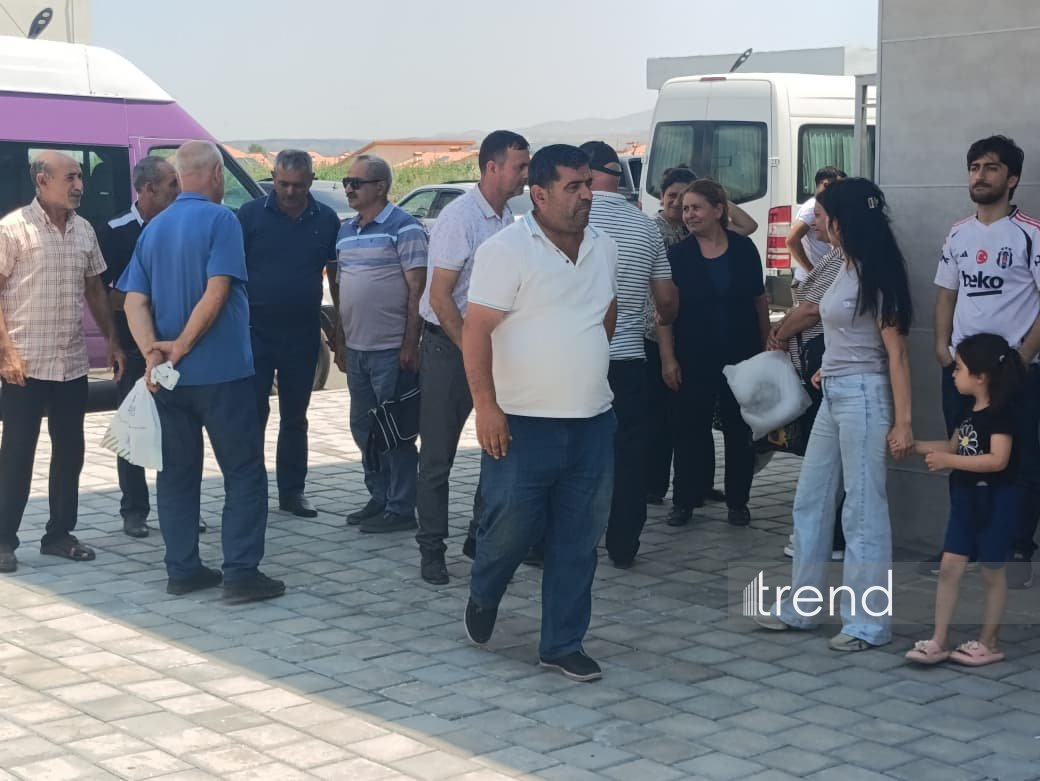 Şükürbəyli kəndində daha 20 ailəyə evlərinin açarları təqdim olunub