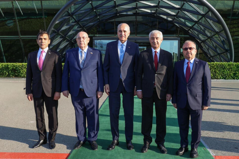 Türkiyə Böyük Millət Məclisinin sədri ölkəmizə səfərə gəlib