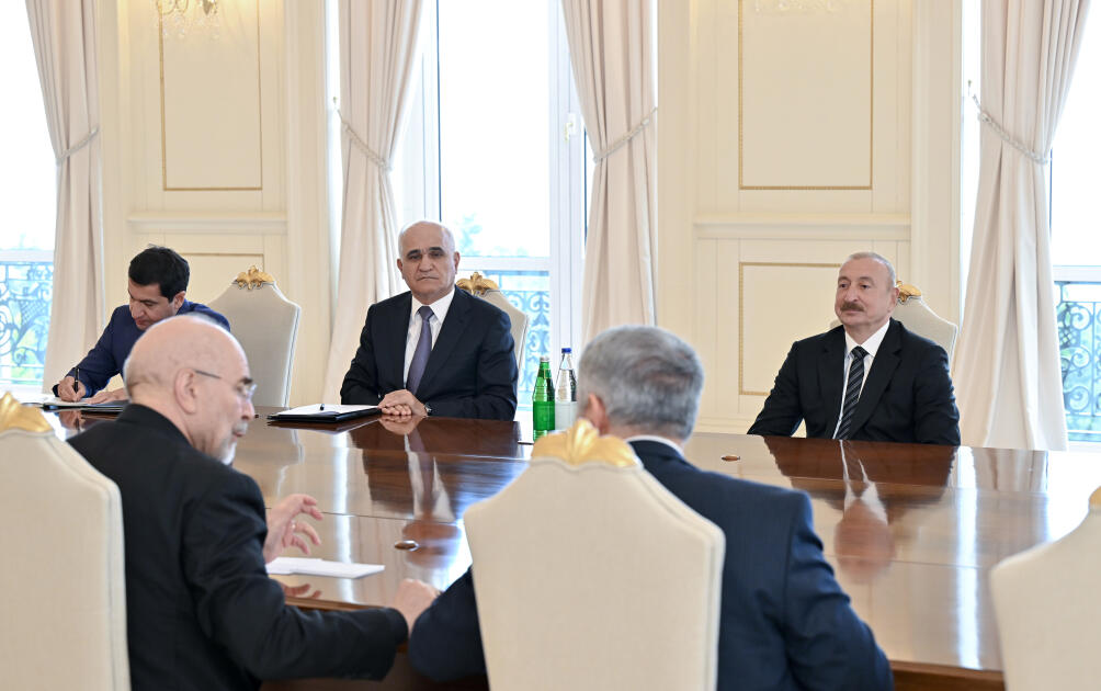 Президент Ильхам Алиев принял делегацию во главе с председателем Собрания исламского совета Ирана
