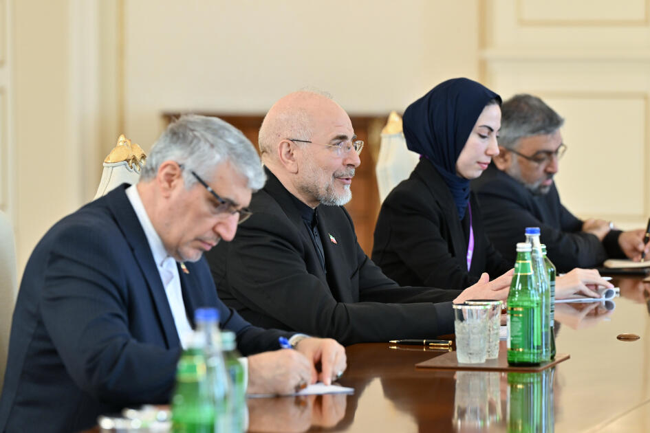 Президент Ильхам Алиев принял делегацию во главе с председателем Собрания исламского совета Ирана