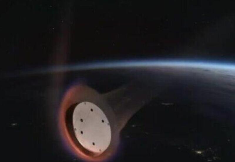 SpaceX запустила новый космический корабль