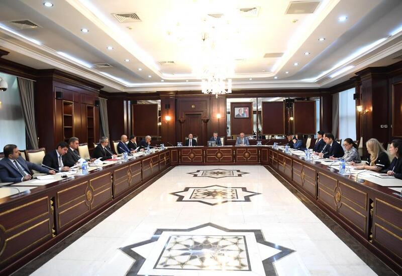 Milli Məclisin İnsan hüquqları komitəsinin növbəti iclası keçirilib
