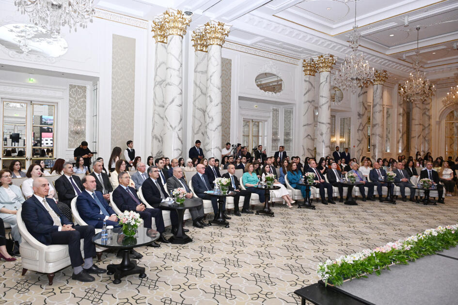 Heydər Əliyev Fondunun vitse-prezidenti Leyla Əliyeva “Qızların təhsilinə dəstək” layihəsinin II Məzun Günündə iştirak edib