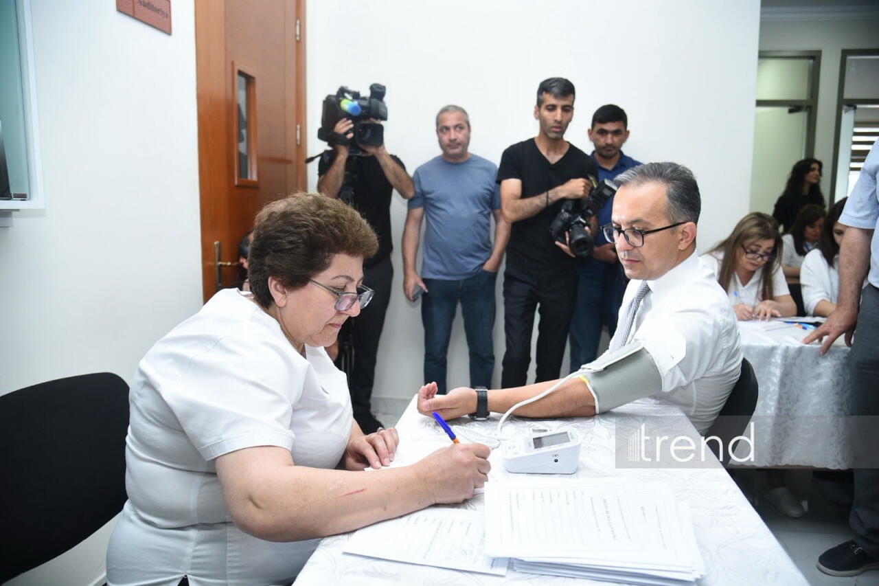В Баку проводится акция по сдаче крови в связи с днем Ашура