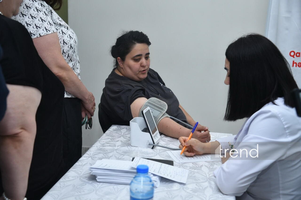 В Баку проводится акция по сдаче крови в связи с днем Ашура