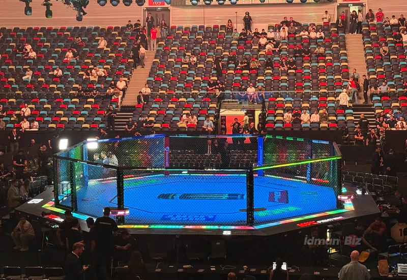 UFC Fight Night в Баку: стартовали бои