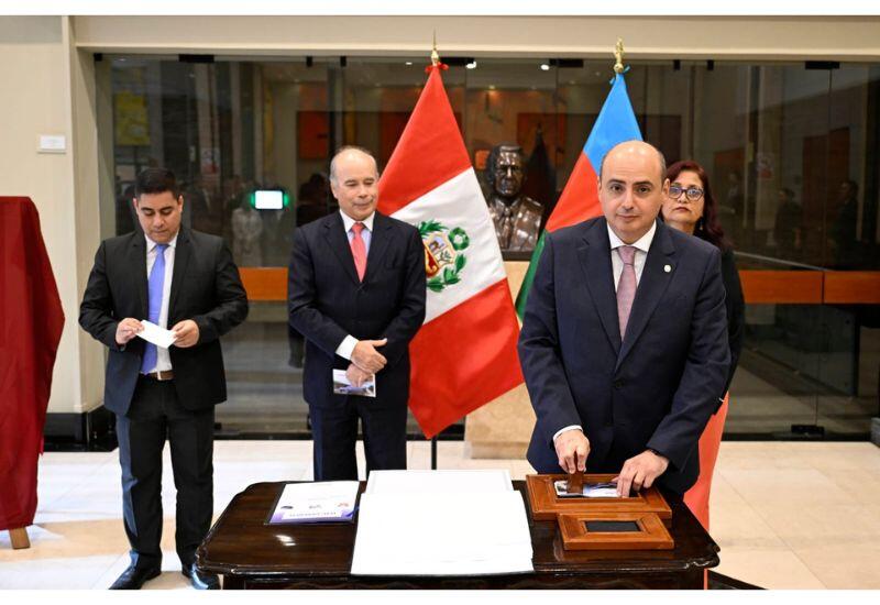 Azərbaycan və Peru arasında diplomatik münasibətlərin qurulmasının 30 illiyinə həsr olunmuş sərginin açılış mərasimi keçirilib