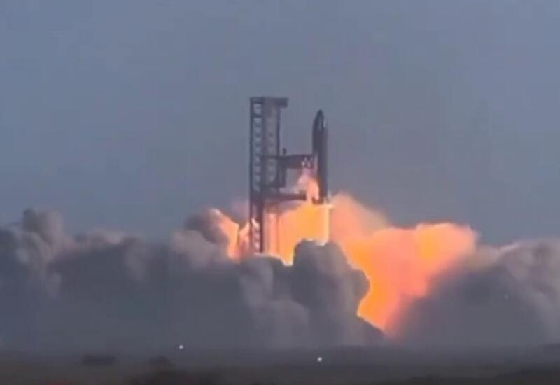 Потрясающие кадры пробного запуска Starship на орбиту