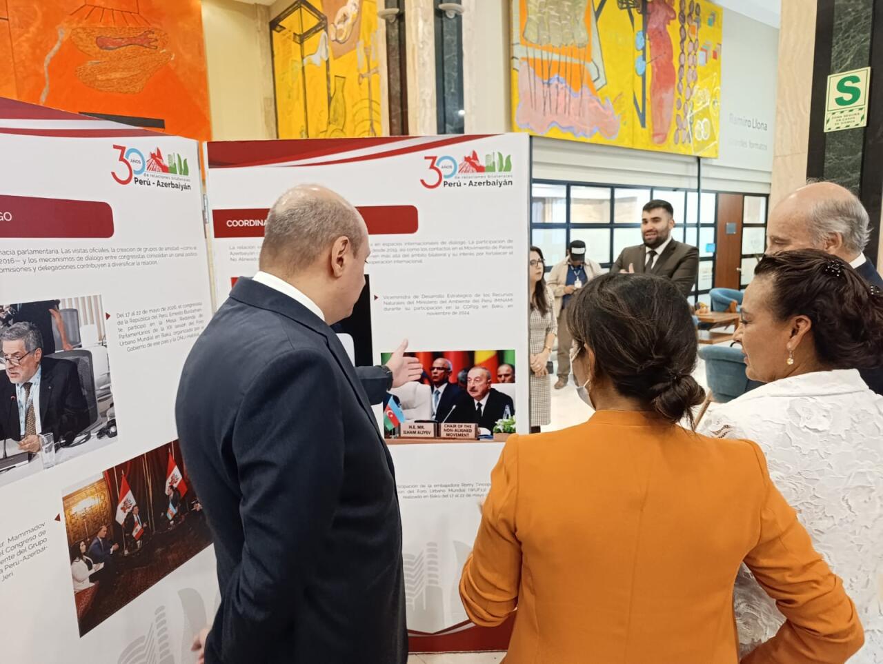 Azərbaycan və Peru arasında diplomatik münasibətlərin qurulmasının 30 illiyinə həsr olunmuş sərginin açılış mərasimi keçirilib