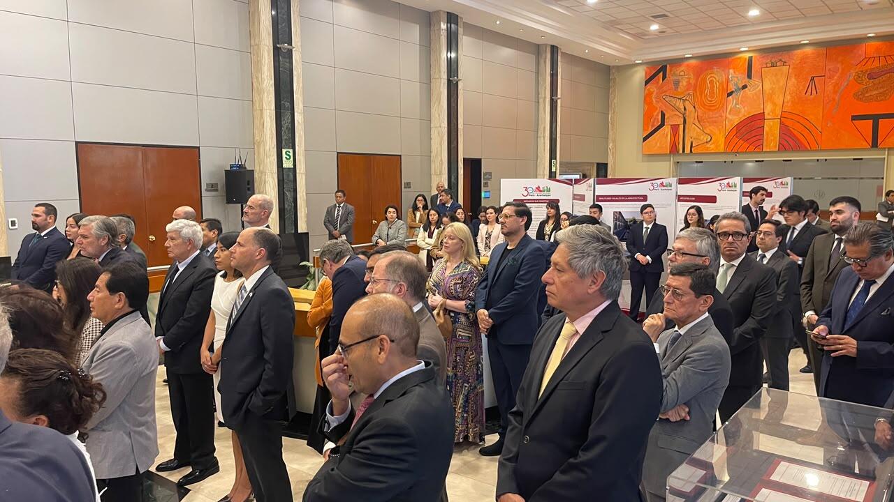Azərbaycan və Peru arasında diplomatik münasibətlərin qurulmasının 30 illiyinə həsr olunmuş sərginin açılış mərasimi keçirilib