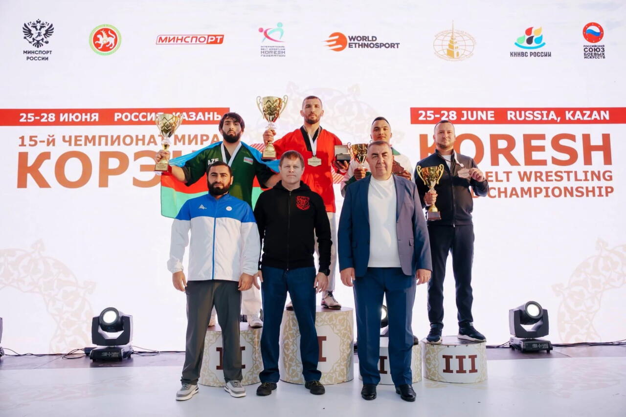 Азербайджанские борцы на поясах завоевали 29 медалей на чемпионате мира
