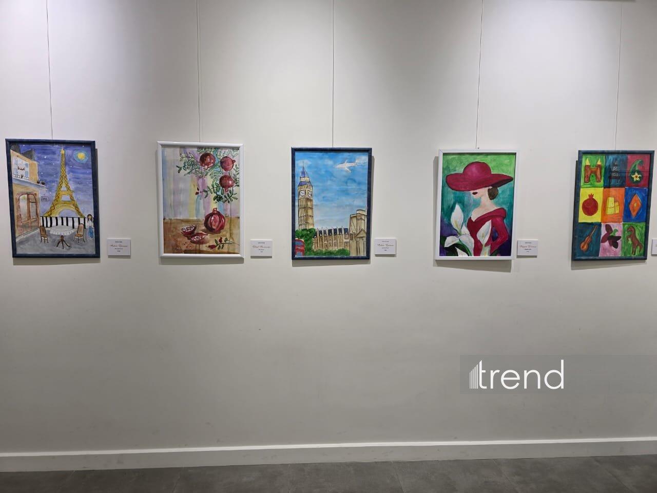 В Баку открылась красочная экспозиция Gulnar Art Studio под названием "Разные взгляды"