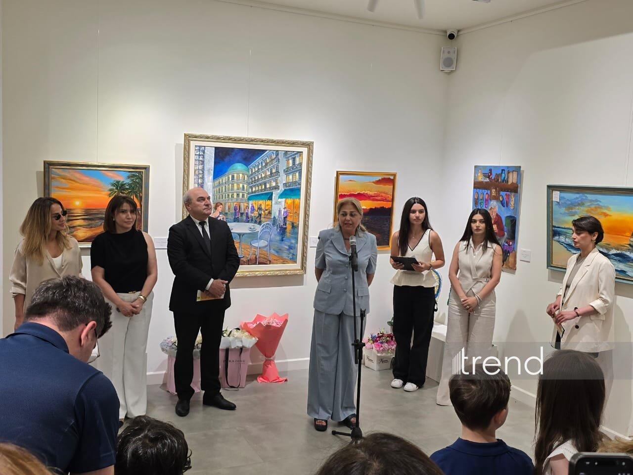 В Баку открылась красочная экспозиция Gulnar Art Studio под названием "Разные взгляды"