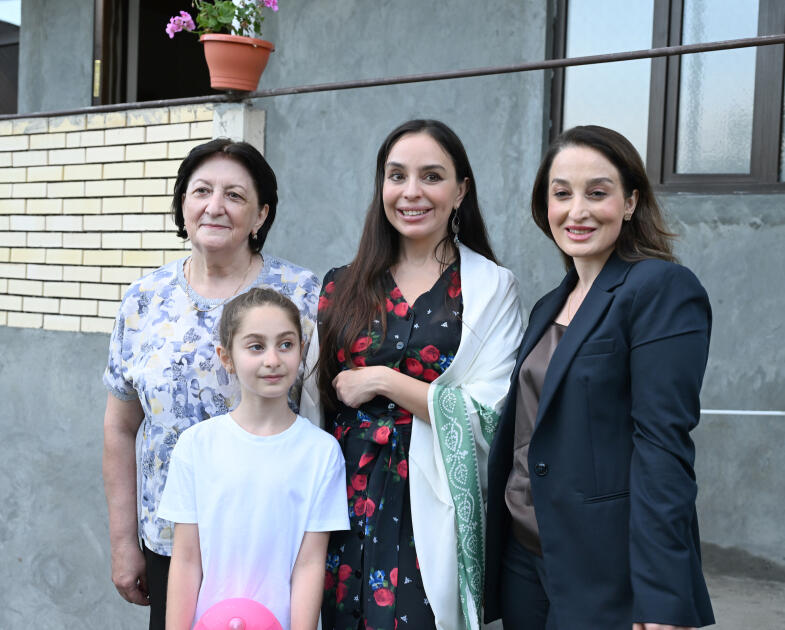 Heydər Əliyev Fondunun vitse-prezidenti Leyla Əliyeva “Onlardan biri: Emil” adlı anım tədbirində iştirak edib