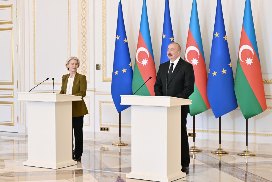 Prezident İlham Əliyev və Avropa Komissiyasının Prezidenti mətbuata bəyanatlarla çıxış ediblər