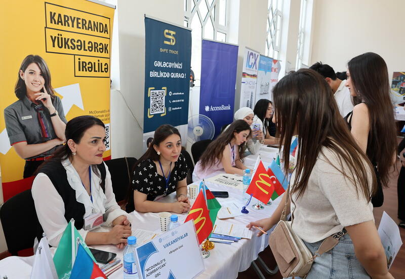 İşaxtaranlar üçün yeni imkanlar: İçərişəhərdə Əmək Yarmarkası keçirilib