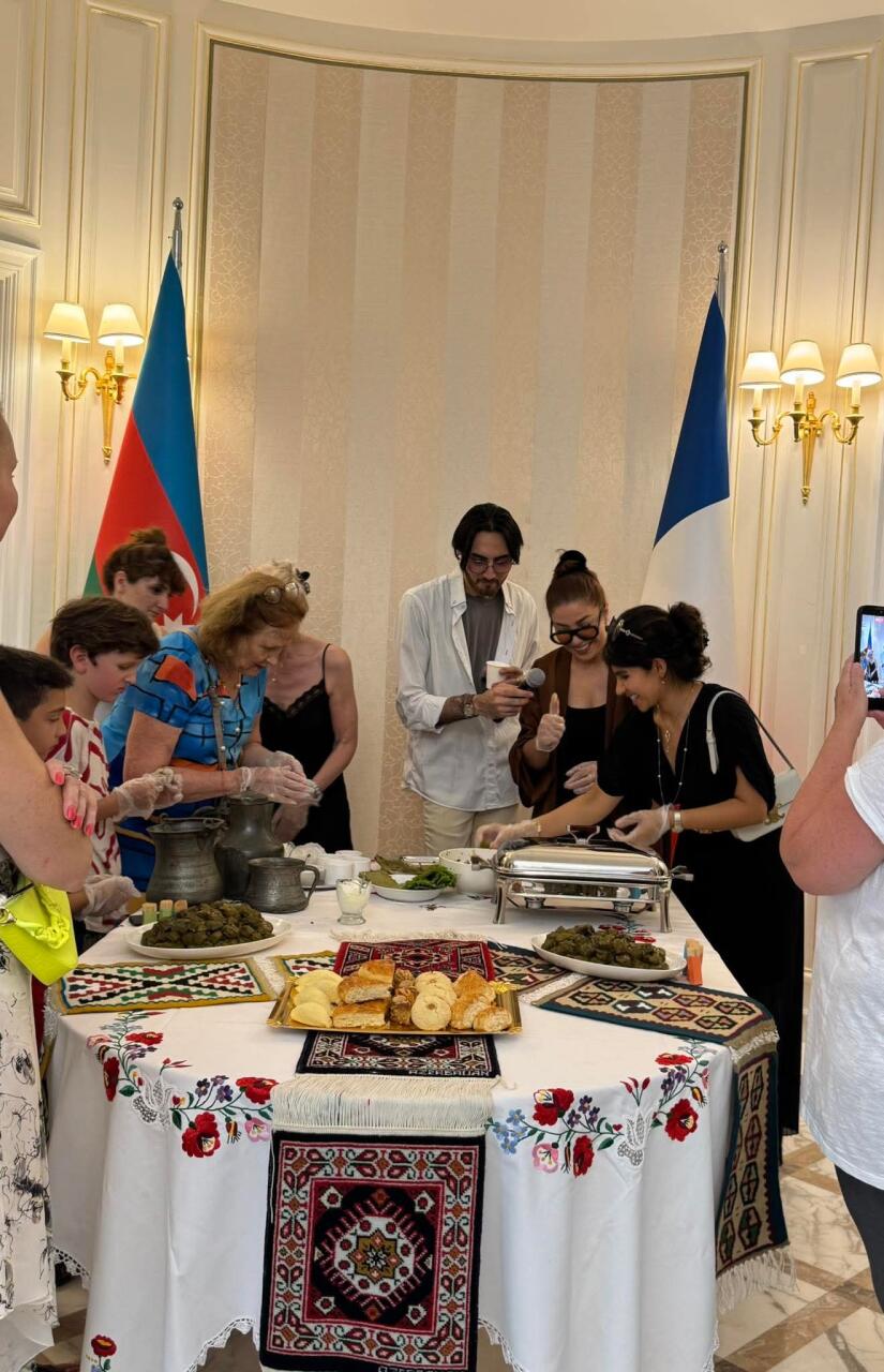 Мастер-класс по азербайджанской долме прошел в Париже