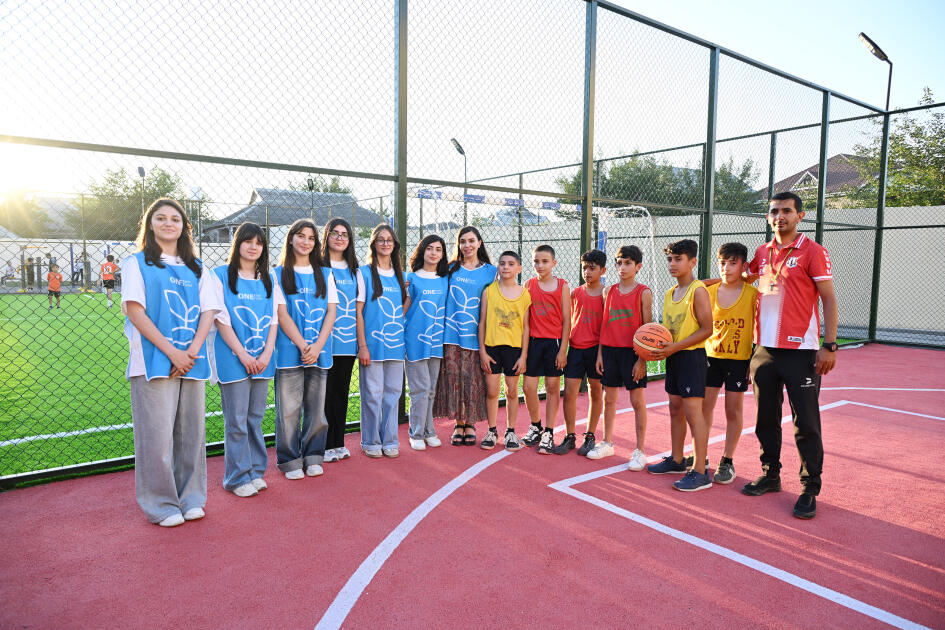 Heydər Əliyev Fondunun vitse-prezidenti Leyla Əliyevanın iştirakı ilə Yevlaxda abadlaşdırılmış məhəllə sakinlərin istifadəsinə verilib