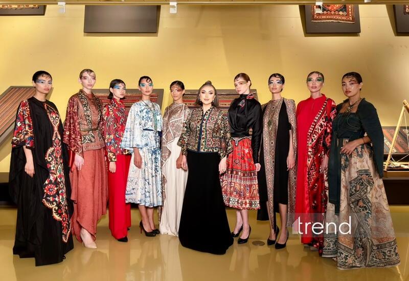 Новая коллекция Гюльнары Халиловой представлена в рамках проекта "Модный показ в музее ковра: Узоры времени"
