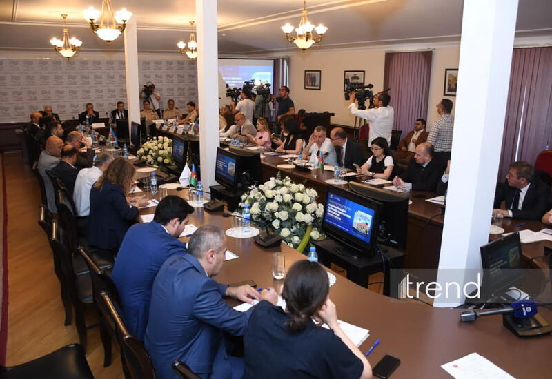 В Баку презентовали отчет о миротворческих операциях Азербайджанской армии