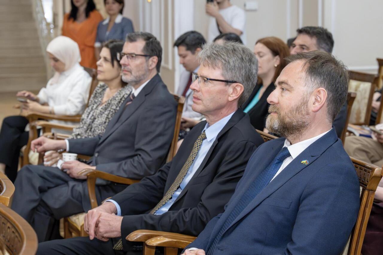Мексика в творческой судьбе Эльбея Рзагулиева