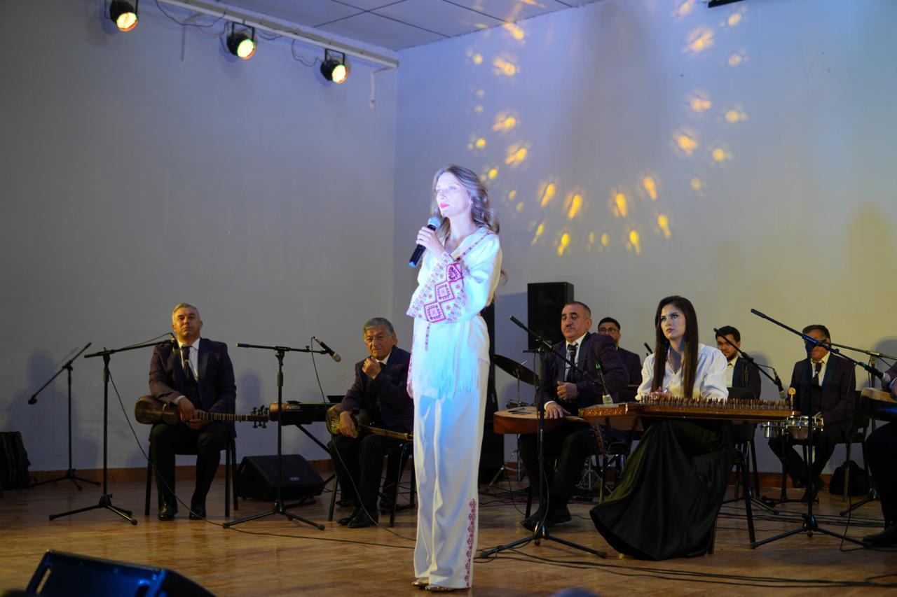 Торжественным гала-концертом в Гяндже завершился XV Международный фестиваль "Шелковый путь"