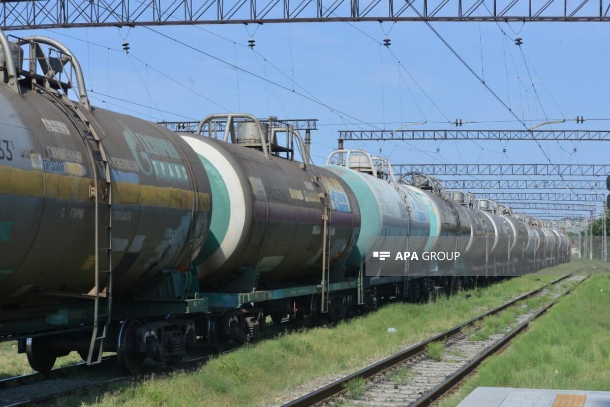 Через Азербайджан в Армению отправлен пропановый газ