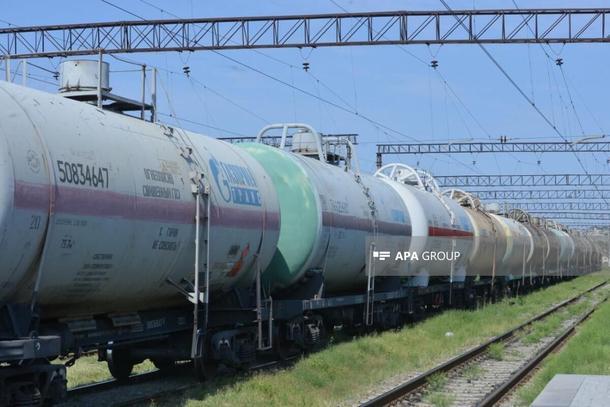 Через Азербайджан в Армению отправлен пропановый газ
