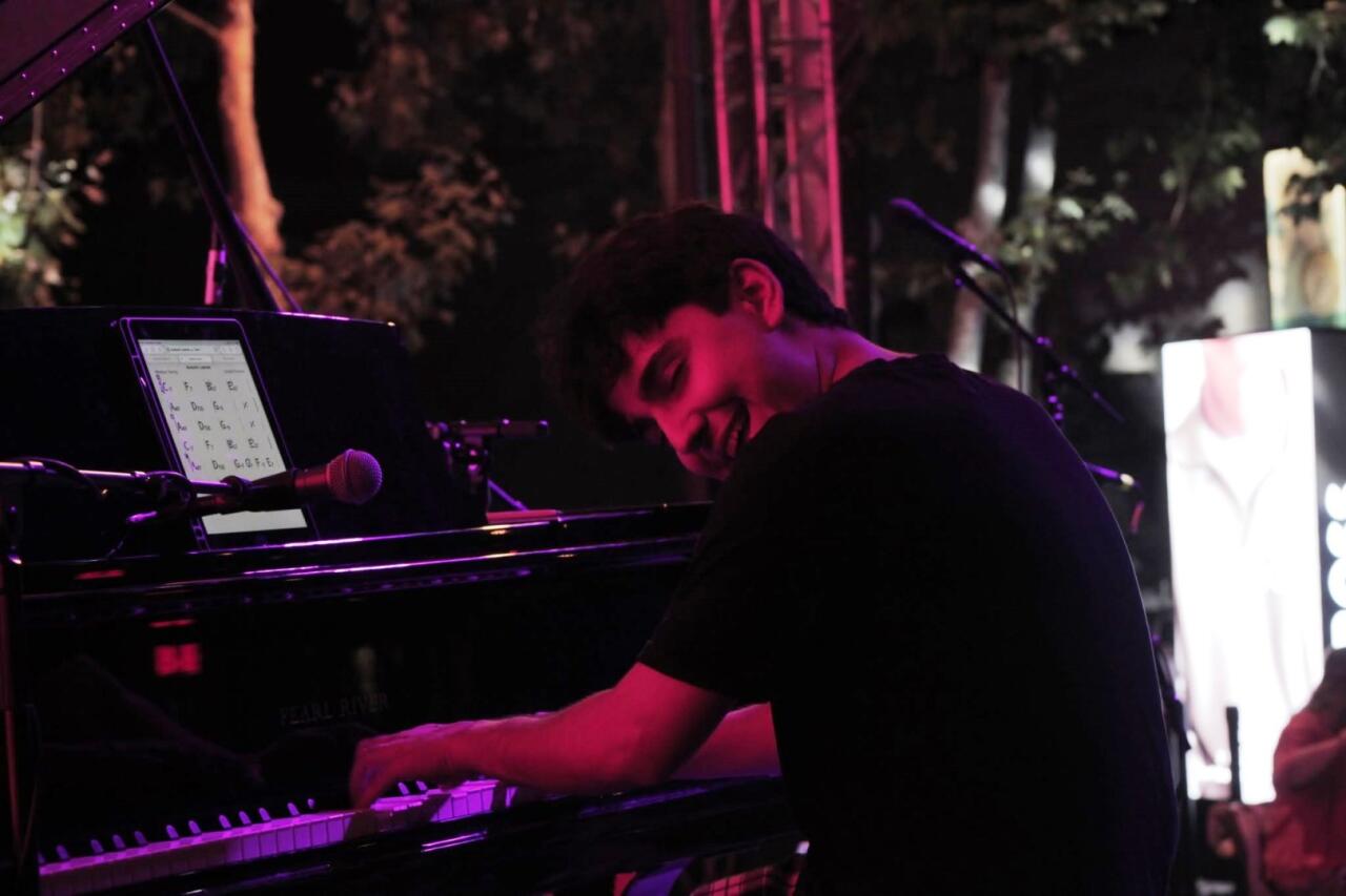 Французские джазовые ритмы под открытым небом летнего Баку - Eric Jacot Band на Shahin Novrasli Festival