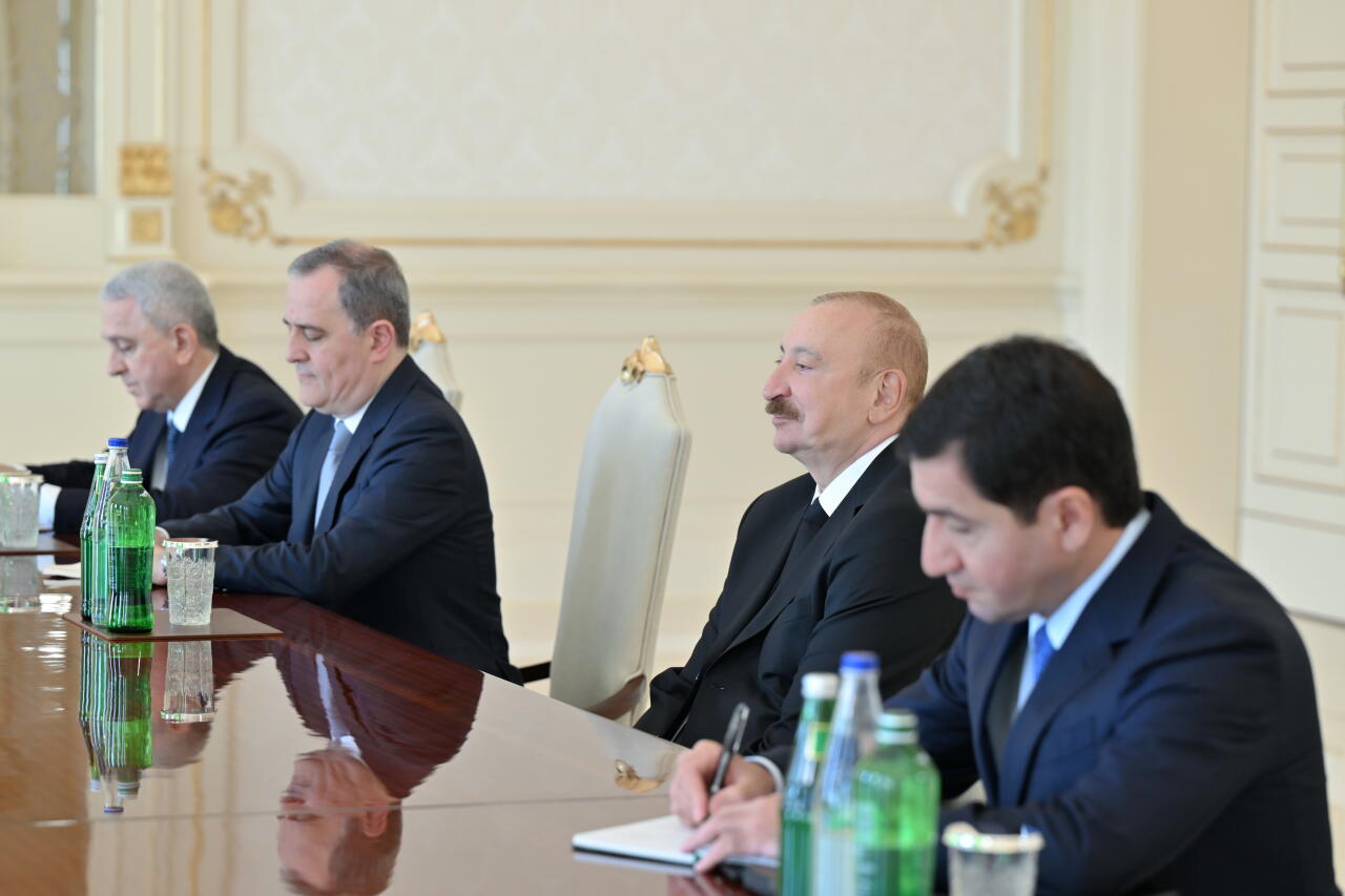 Prezident İlham Əliyev İordaniya Baş nazirinin müavini, xarici işlər və mühacir məsələləri nazirini qəbul edib