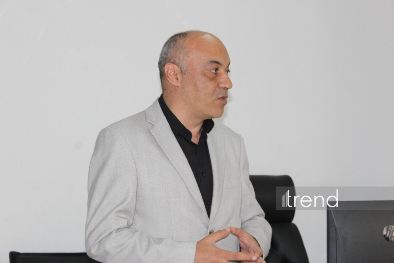 “Zərərli xarici təsirlərə və saxta xəbərlərə qarşı sayıqlığın artırılmasına dəstək” layihəsi çərçivəsində növbəti tədbir keçirib