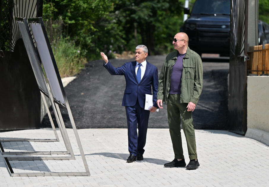 Президент Ильхам Алиев ознакомился с работами, проделанными в селе Кичик Галадереси Шушинского района, встретился с жителями, вернувшимися в село