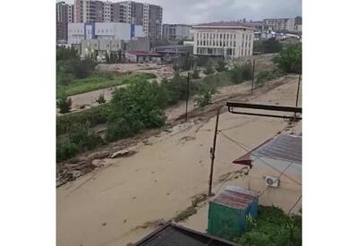 Ливни затопили город в Грузии - ВИДЕО