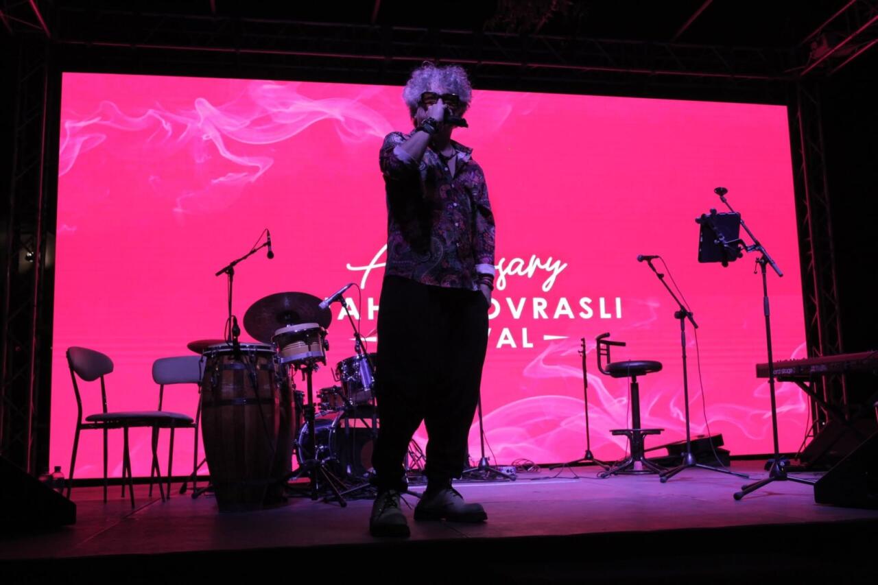 Shahin Novrasli Festival завершился феерией бразильских ритмов и красочным карнавалом в Ичеришехер