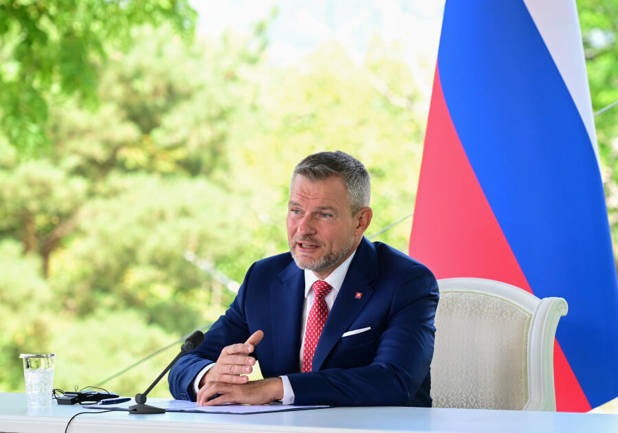 Prezident İlham Əliyev və Slovakiya Prezidenti Şuşada mətbuata bəyanatlarla çıxış ediblər