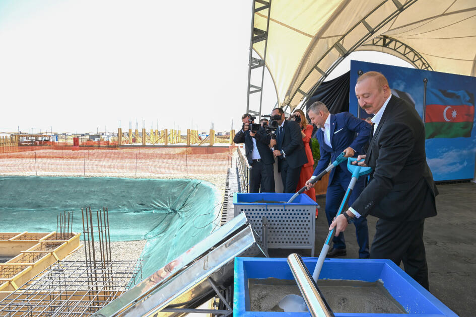 Prezident İlham Əliyev və Slovakiya Prezidenti Peter Pelleqrini Ağdamın Baş Qərvənd kəndində görülən işlərlə tanış olublar