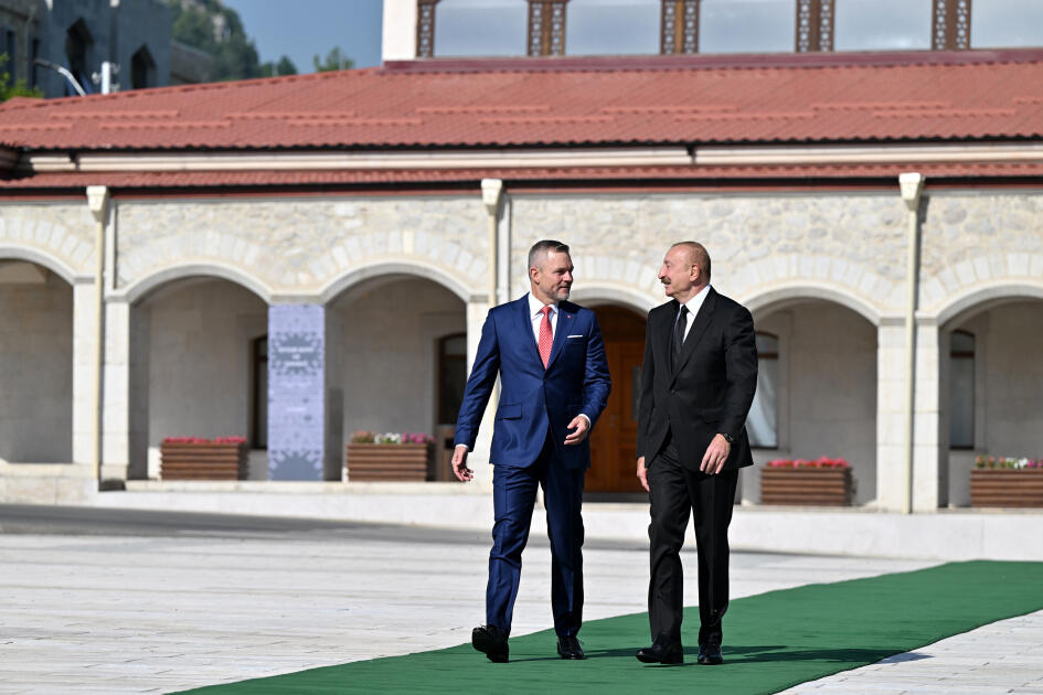 Slovakiya Prezidenti Peter Pelleqrininin Şuşada rəsmi qarşılanma mərasimi olub