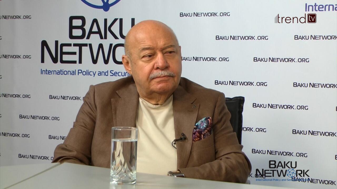 Армяне начали понимать: единственный путь к прогрессу - мирное сосуществование - Эльбай Гасымзаде в передаче «Диалог с Тофиком Аббасовым»