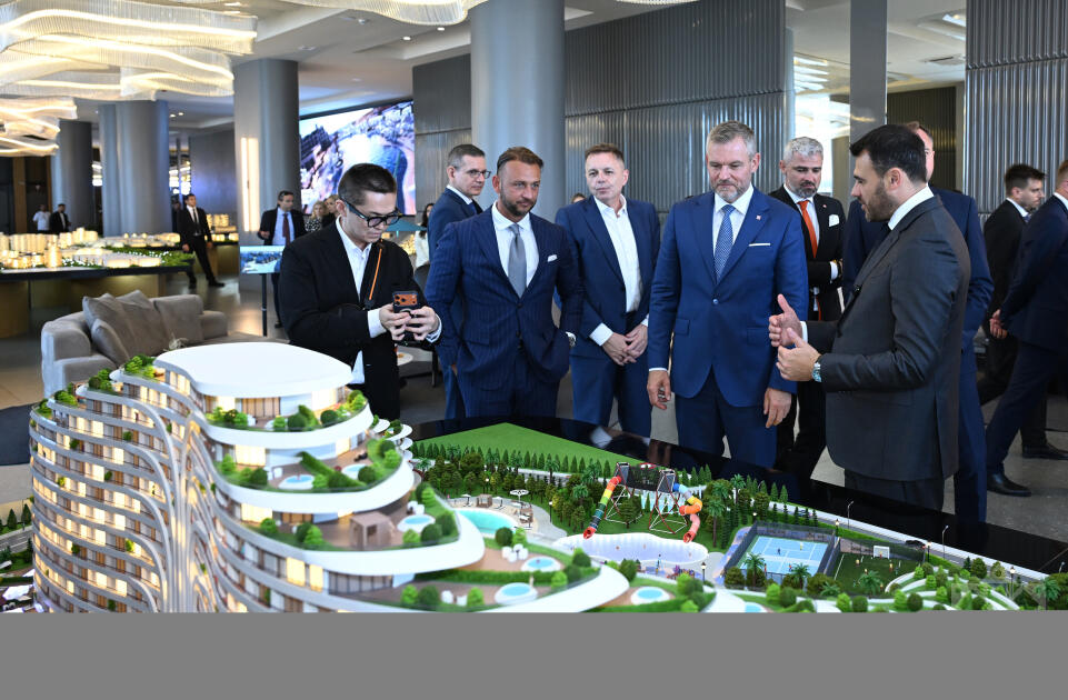 Slovakiya Prezidenti “Sea Breeze”lə tanış olub