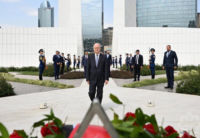 Премьер-министр Государства Палестина посетил Парк Победы в Баку