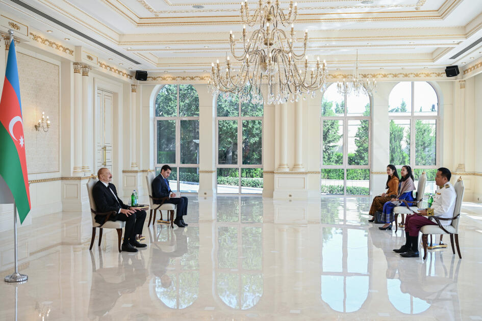 Prezident İlham Əliyev Kambocanın Azərbaycanda yeni təyin olunmuş səfirinin etimadnaməsini qəbul edib