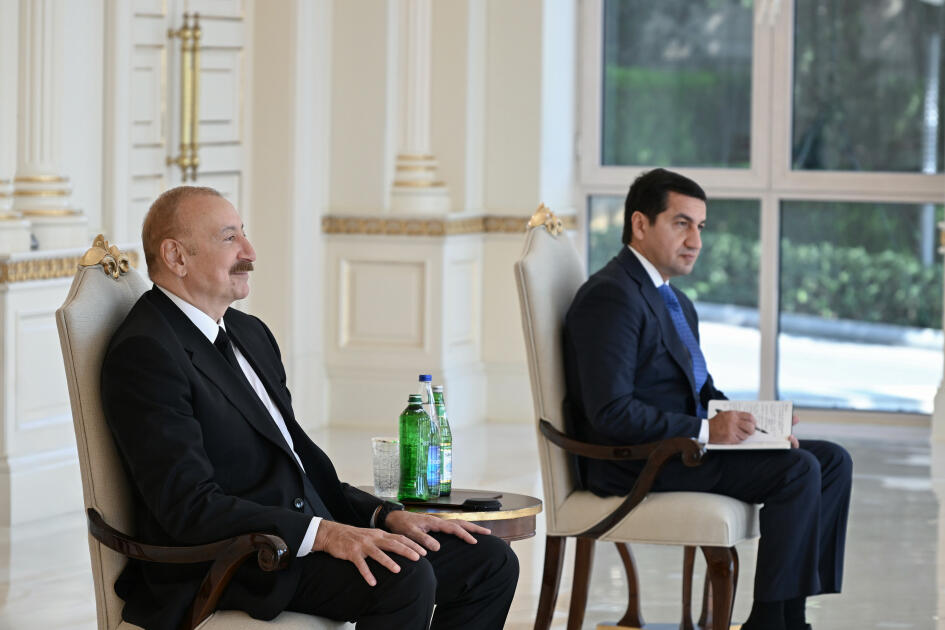 Prezident İlham Əliyev Kambocanın Azərbaycanda yeni təyin olunmuş səfirinin etimadnaməsini qəbul edib