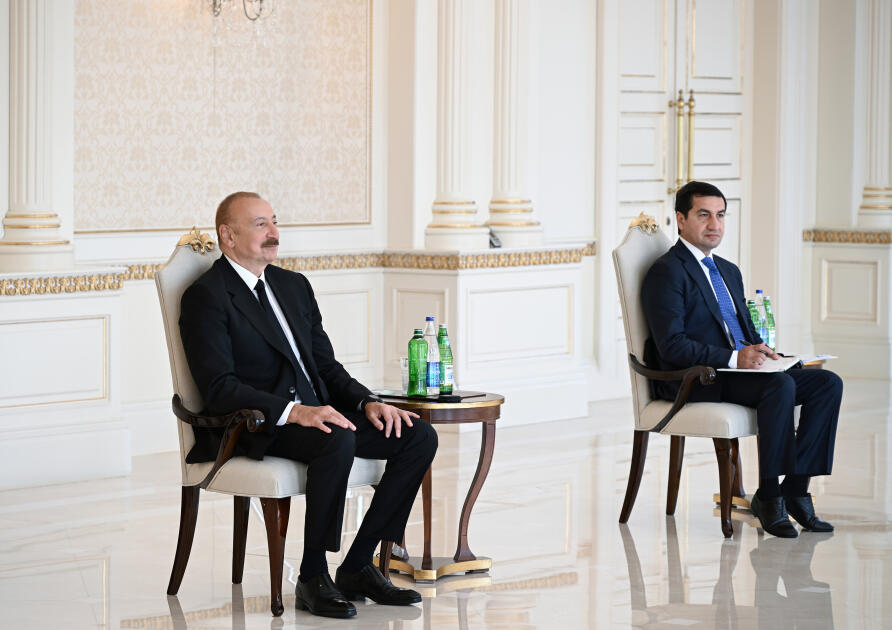 Президент Ильхам Алиев принял верительные грамоты новоназначенного посла Бразилии в Азербайджане