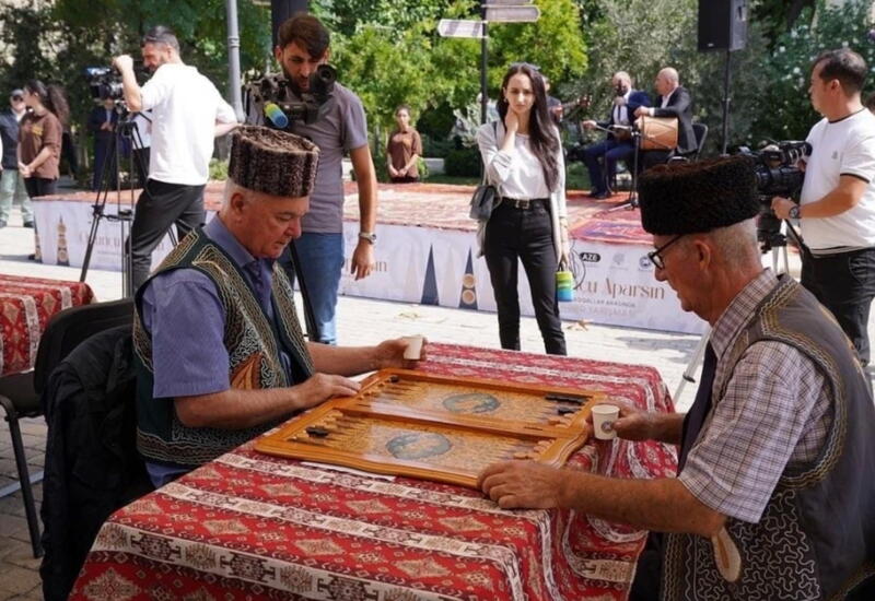 В Баку пройдет турнир по нардам среди любителей