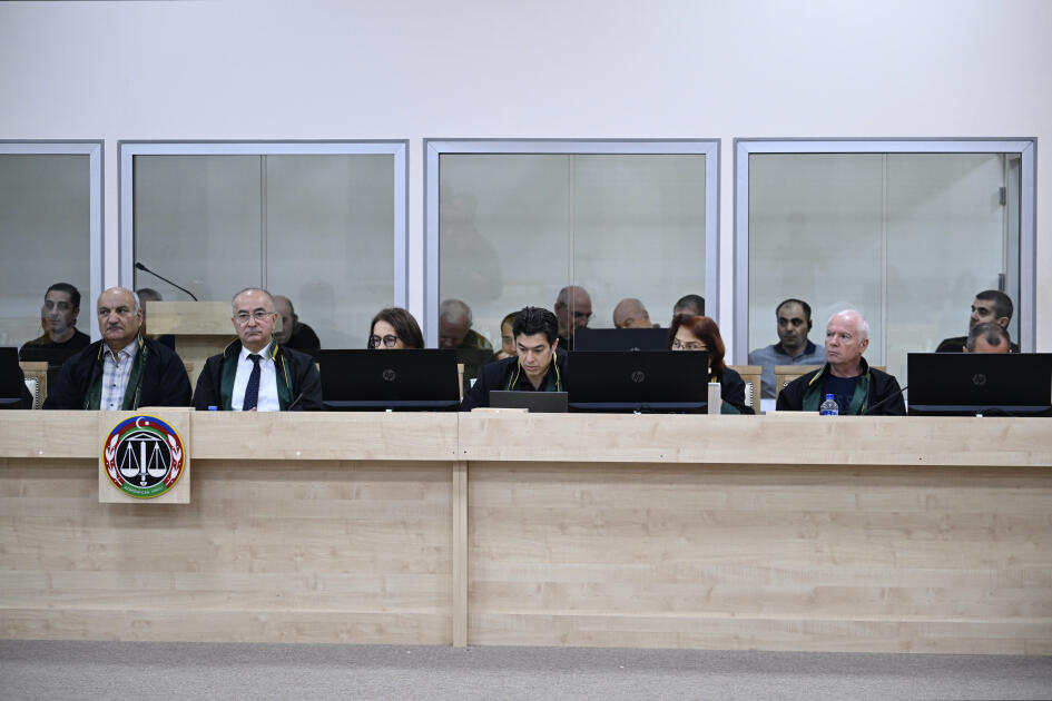 Ermənistan vətəndaşlarının şikayətləri üzrə apellyasiya məhkəməsi dövlət ittihamını müdafiə edən prokurorların çıxışları ilə davam etdirilib
