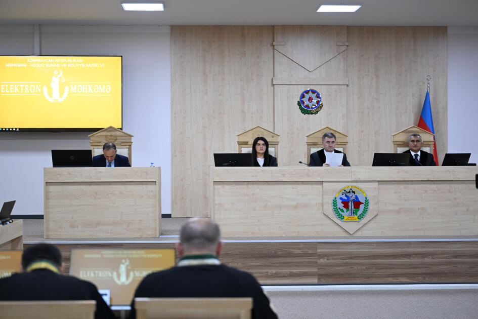Ermənistan vətəndaşlarının şikayətləri üzrə apellyasiya məhkəməsi dövlət ittihamını müdafiə edən prokurorların çıxışları ilə davam etdirilib